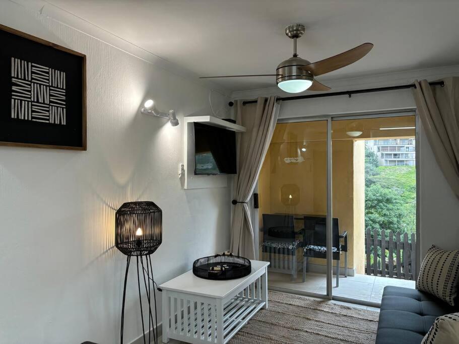 A Tropical Escape, Newly Renovated Coastal Apartment Ballito Exteriér fotografie